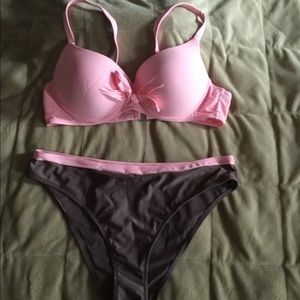 Women’s Bikini